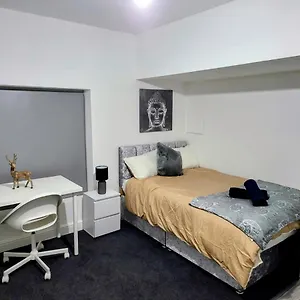 easy-living-nottingham-burns-street.hotelsin-nottingham.com/