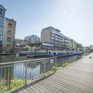 D8 - Canal View London
